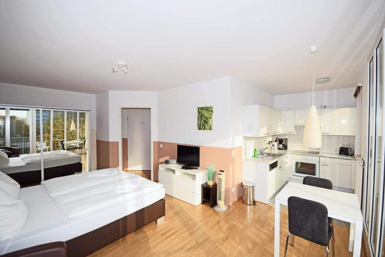 Habitat Apartment *